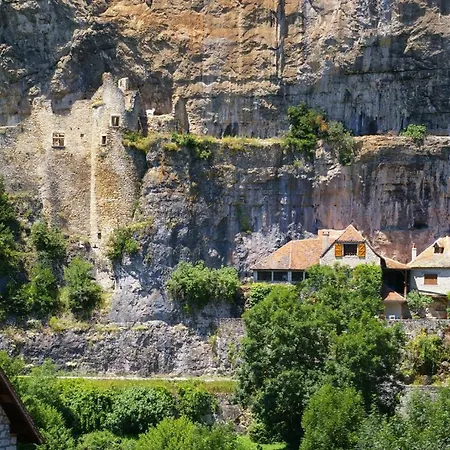 Un Jardin Dans La Falaise *