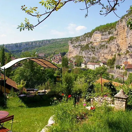 Bed & Breakfast Un Jardin Dans La Falaise Cabrerets