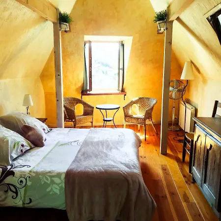 Bed & Breakfast Un Jardin Dans La Falaise